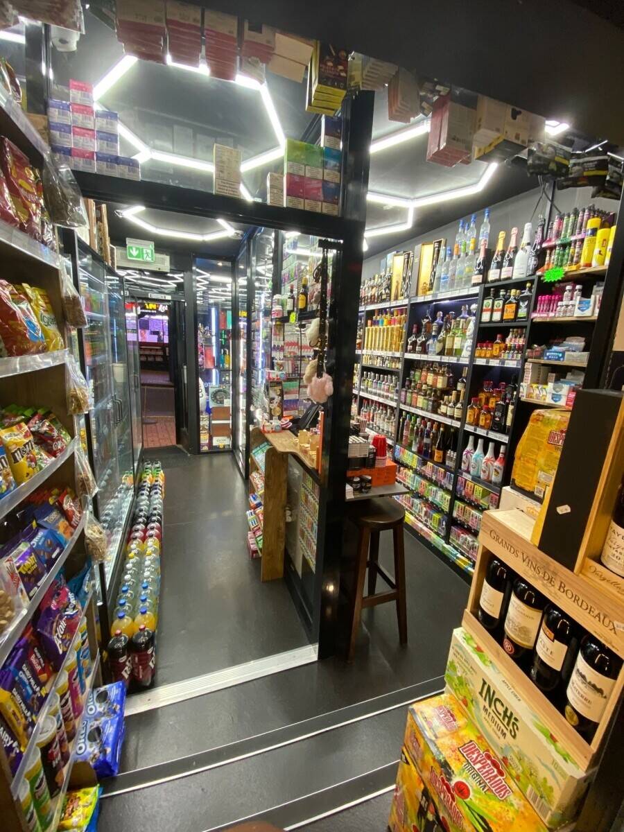 Off licence shop in Sheffield city centre
