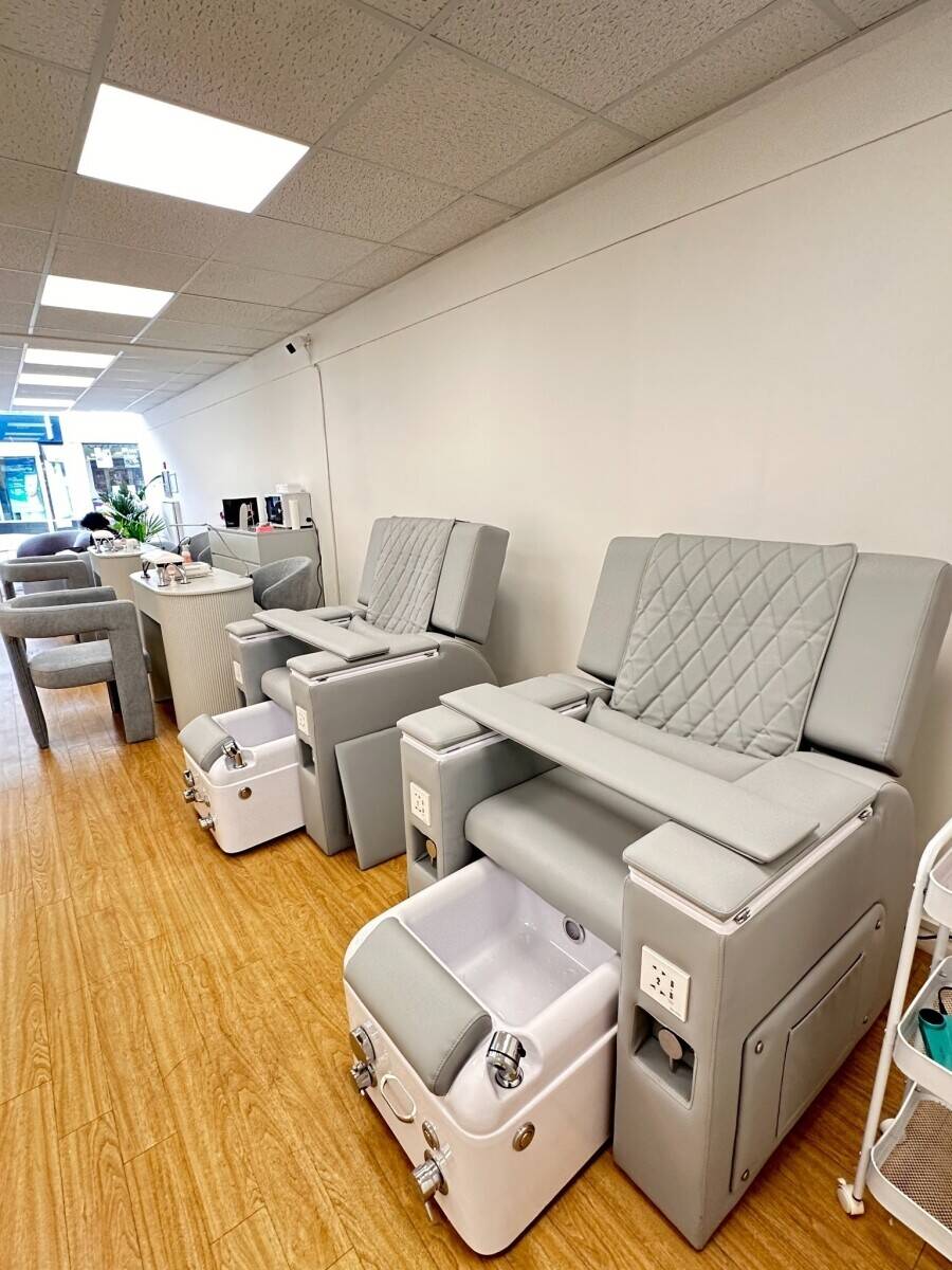 Brighton & Hove's Most Premium Nail Beauty and Aesthetics Salon