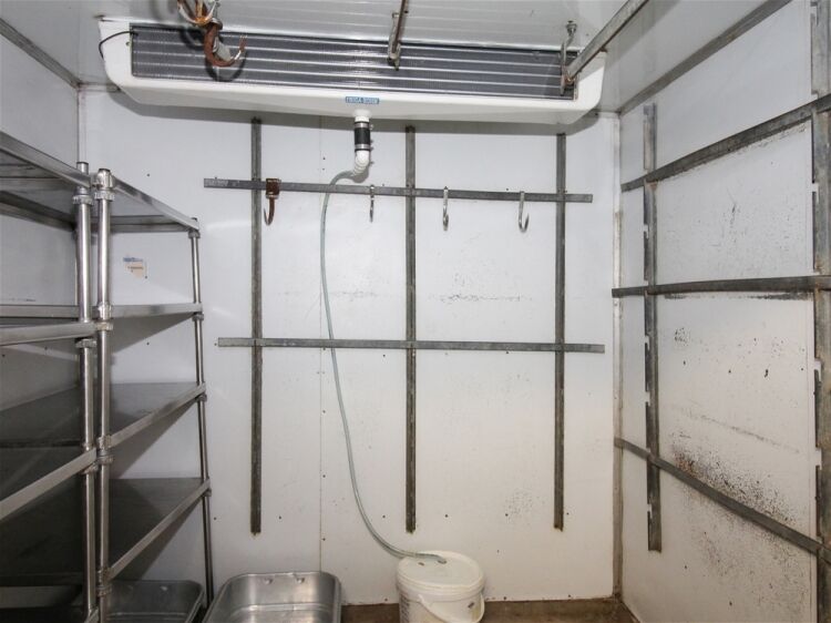 11 Fife Street (Vacant Retail Unit)