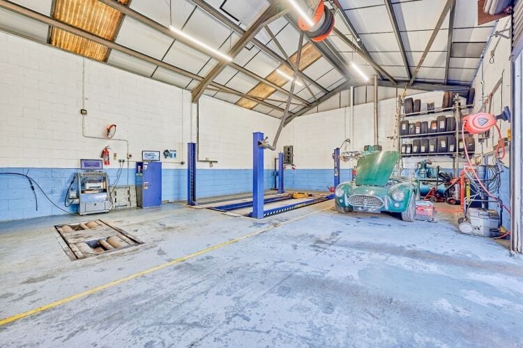 Established MOT Garage - Hertfordshire