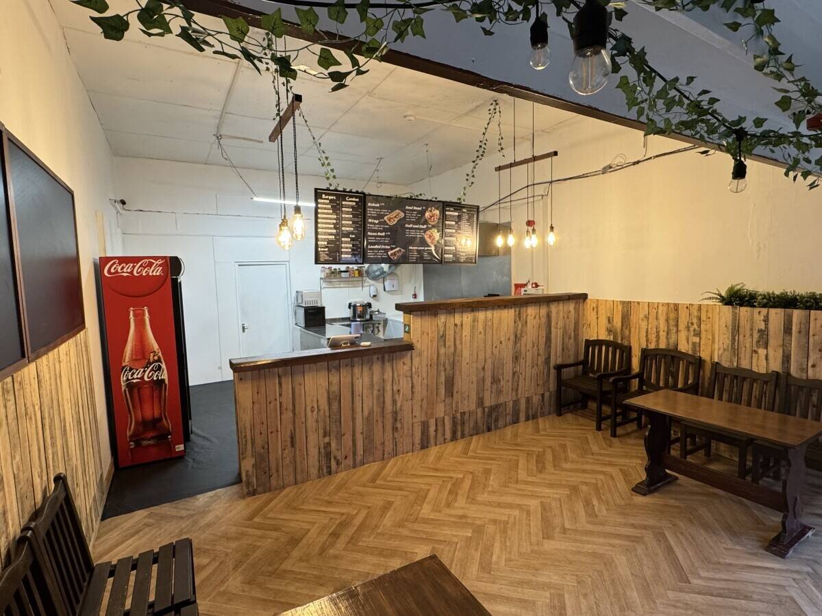Takeaway / Cafe for Sale in Wirral, Merseyside Photo 6