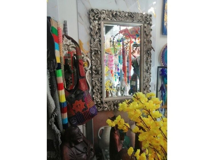 Eclectic, Eye-Catching & Ready to Trade – Your Next Retail Venture Awaits Photo 5