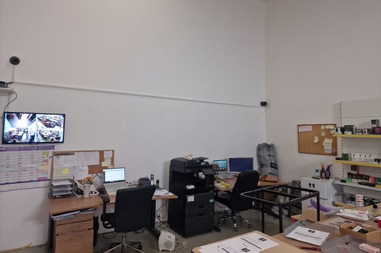Vape Products Wholesaler & Retailer - Salford