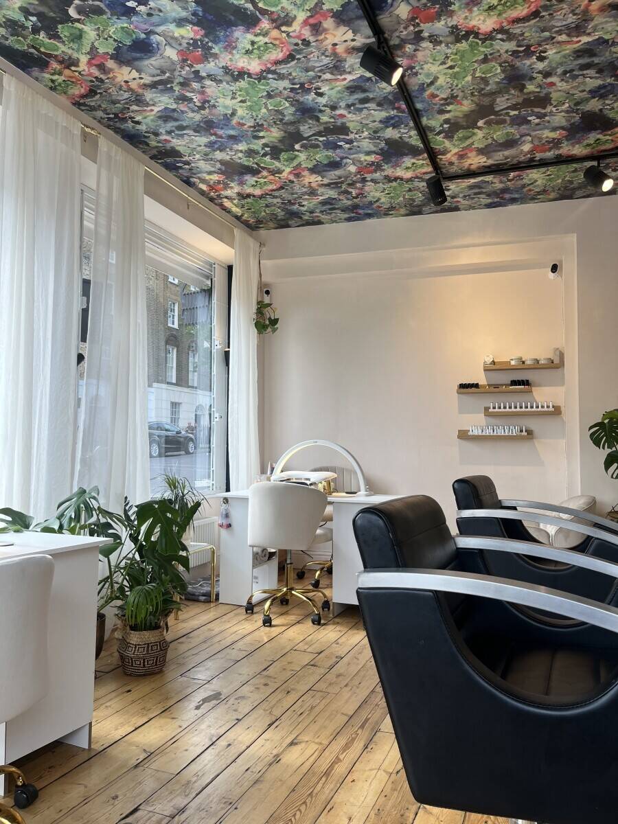 Luxury Hair and Nail salon in Clerkenwell beautiful Grade II listed building in prime, high-demand London