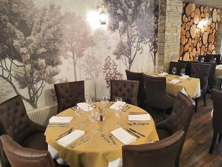 Well-established Italian Restaurant Horwich  Photo 5