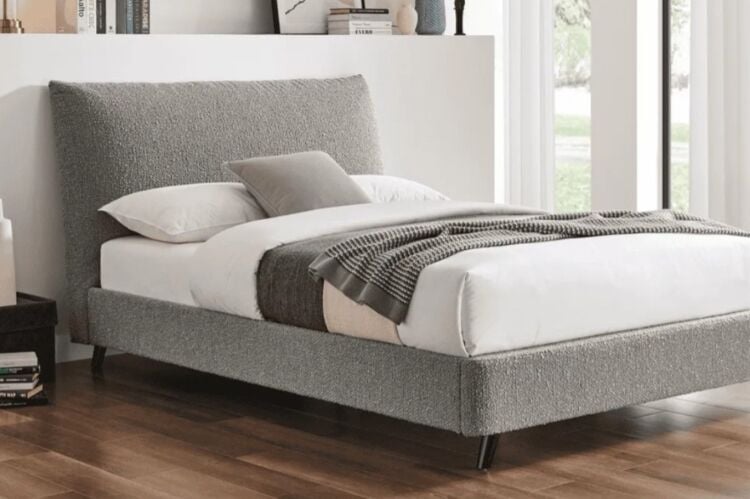 Online Furniture Retail Business