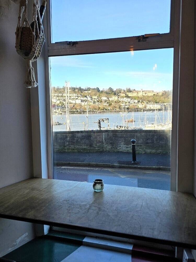 Easy To Run 20 Cover Wine & Tapas Bar With Stunning Panoramic Waterside Views Over Dartmouth Photo 5