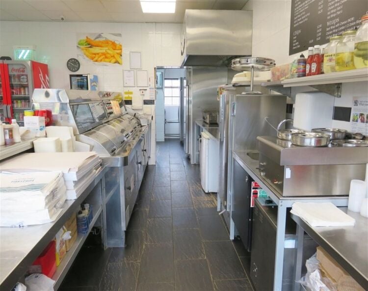Well-fitted fish & chip shop, Colchester council estate Photo 5