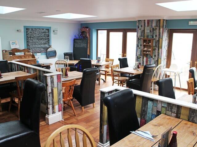 CARMARTHENSHIRE - CLOSED PUBLIC HOUSE WITH PLANNING PERMISSION