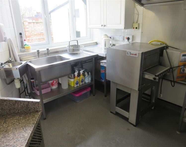Grade II listed substantial freehold fish & chip shop with lovely family home in Suffolk.