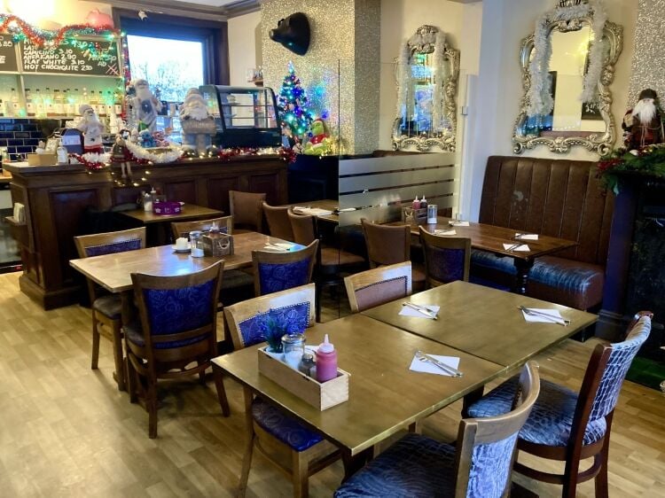 FREEHOLD LICENSED CAFÉ/COFFEE SHOP, 3 BEDROOM MAISONETTE, & 2 BEDROOM APARTMENT OFFERING INVESTMENT PROPERTY AND DEVELOPMENT OPPORTUNITY