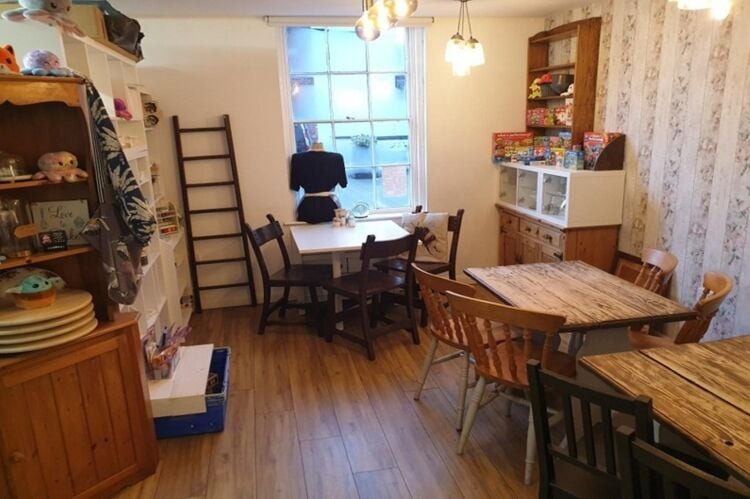 Established Cafe - Evesham Photo 5