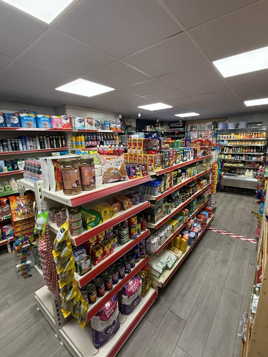 Grocery store & Off-licence for sale and 6 bed flats above
