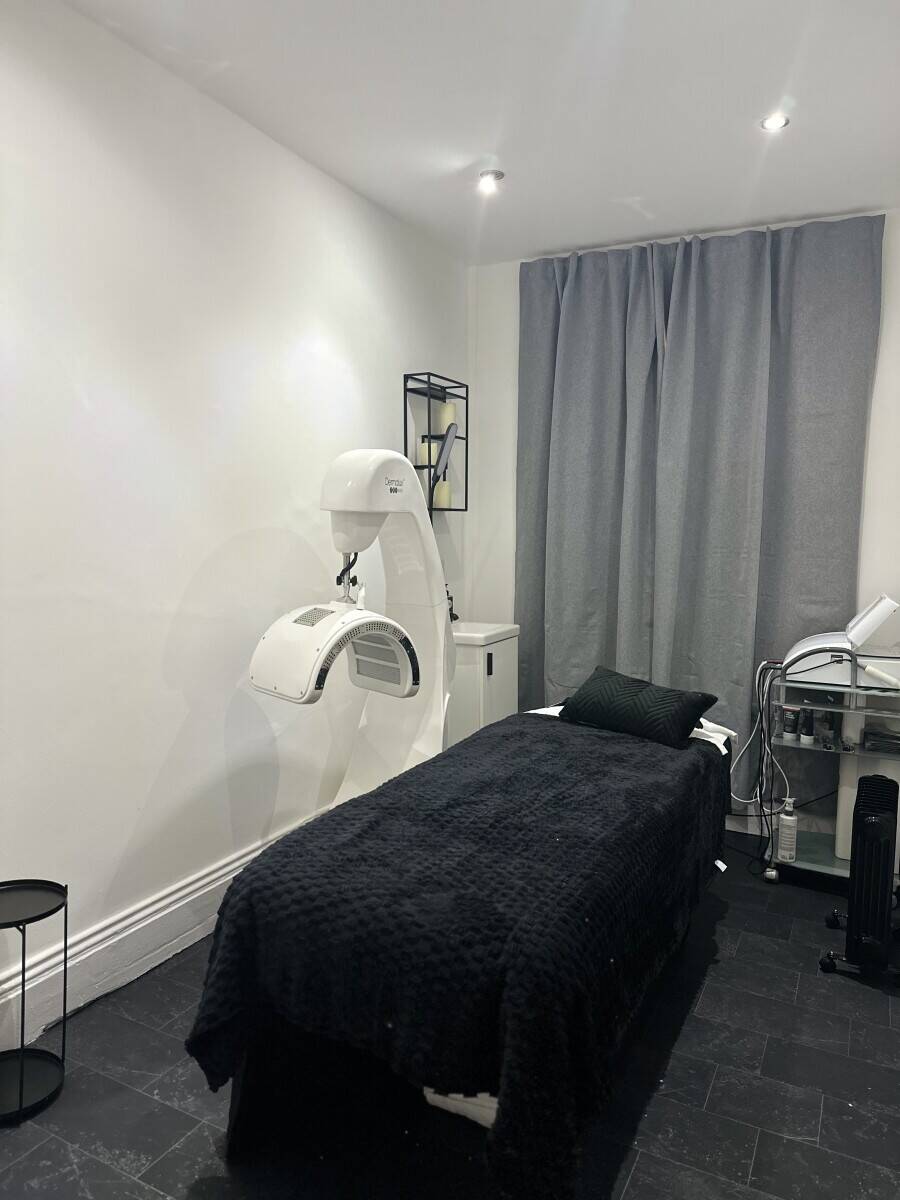 Aesthetic clinic