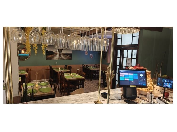 Spice Things Up – Top-Ranked Thai Restaurant For Sale in Weymouth
