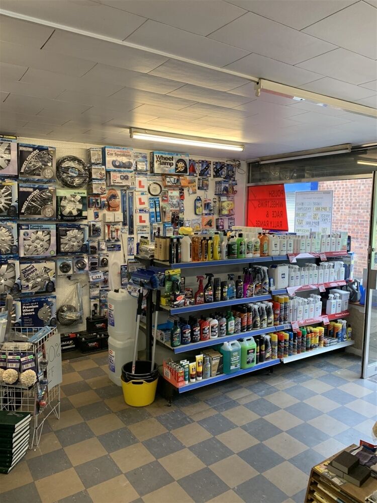 RETAIL AUTO PARTS & SPARES CENTRE NEAR ASHBY DE LA ZOUCH