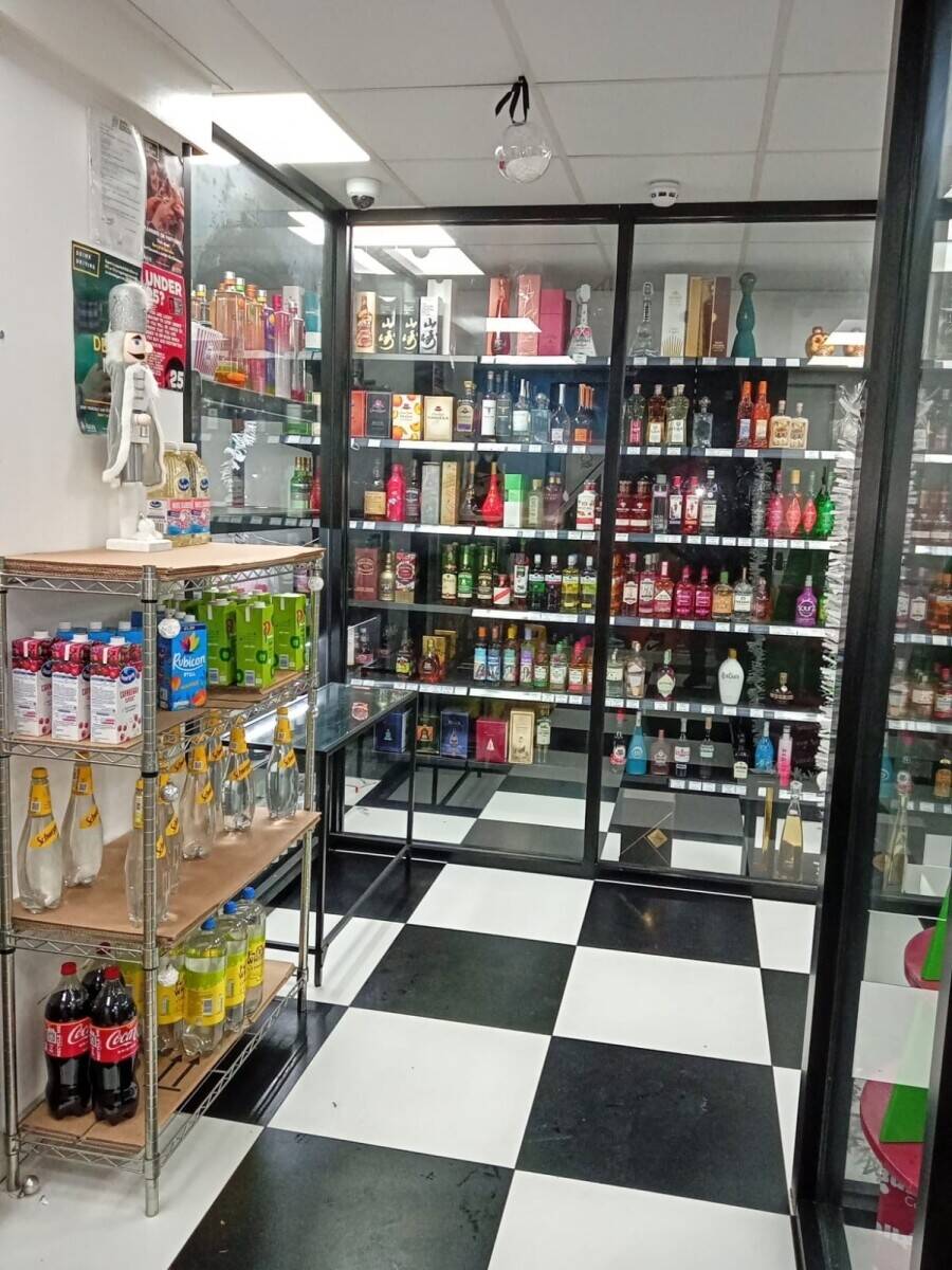 24 hour off license for sale Nottingham  Photo 5