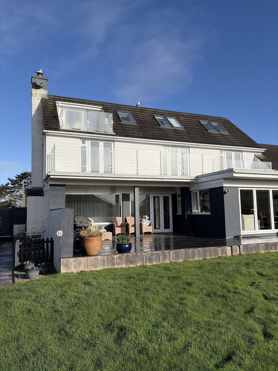 Home and income Potential B&B in Cornwall