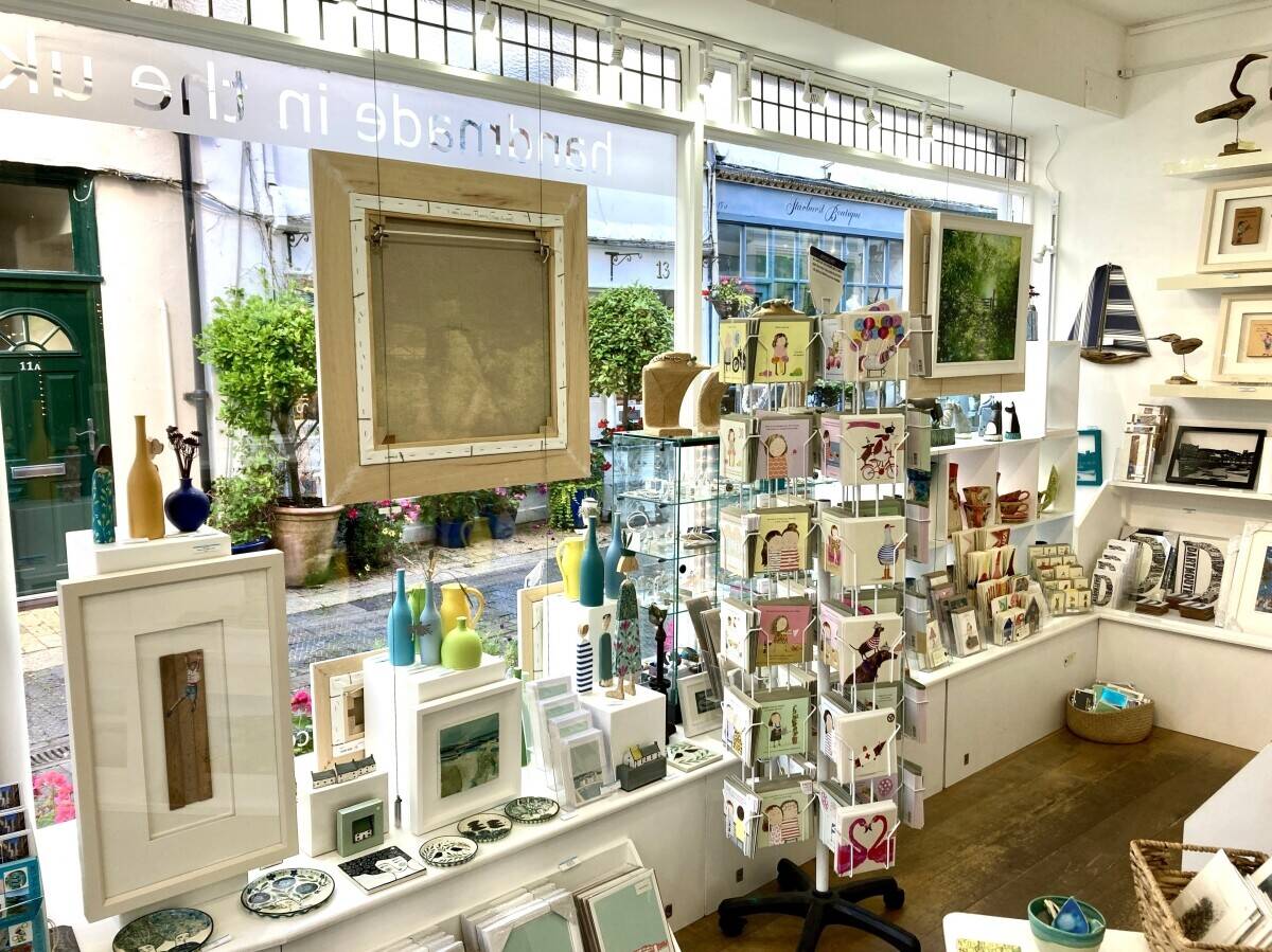 ART, CRAFT, & GIFT GALLERY Photo 5