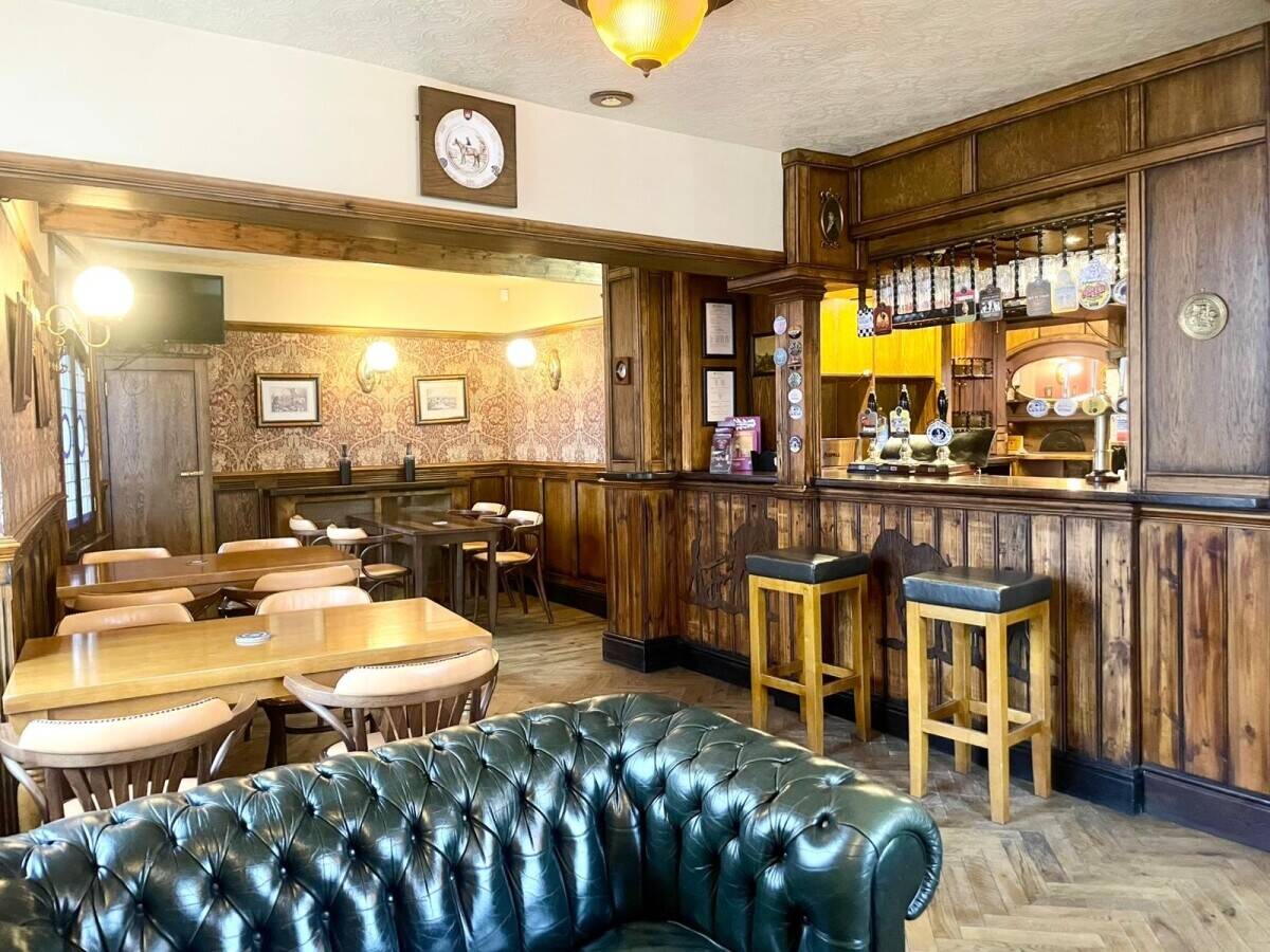 EAST YORKSHIRE - THREE BEDROOM PUB & RESTUARANT WITH THREE LETTING BEDROOMS Photo 5