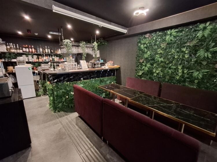Cafe & Sandwich Bars For Sale in Doncaster