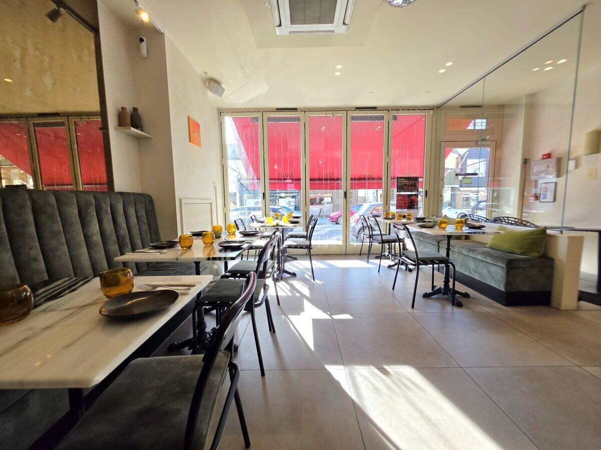RESTAURANT & BAR Photo 5
