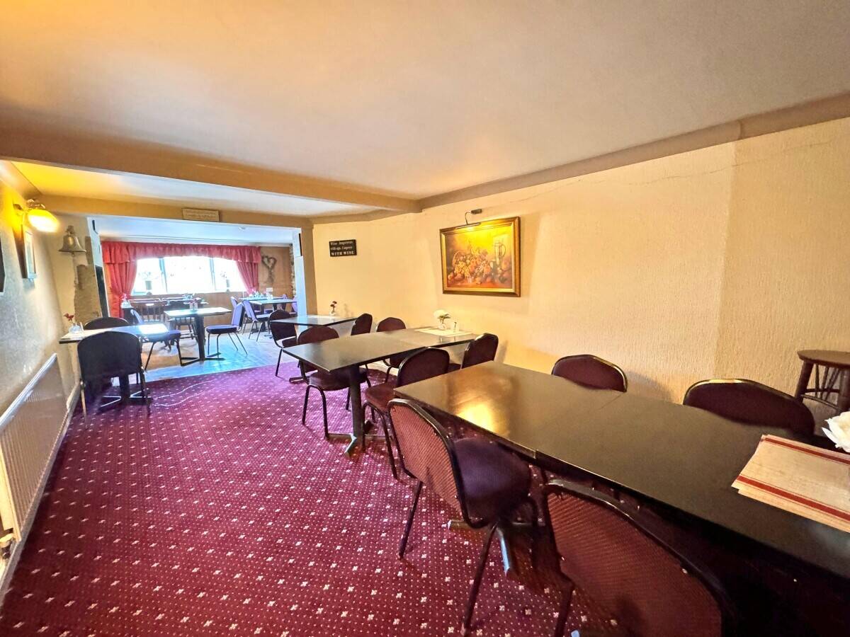 COUNTY DURHAM - VILLAGE GUEST HOUSE WITH RESTAURANT AND BAR Photo 5