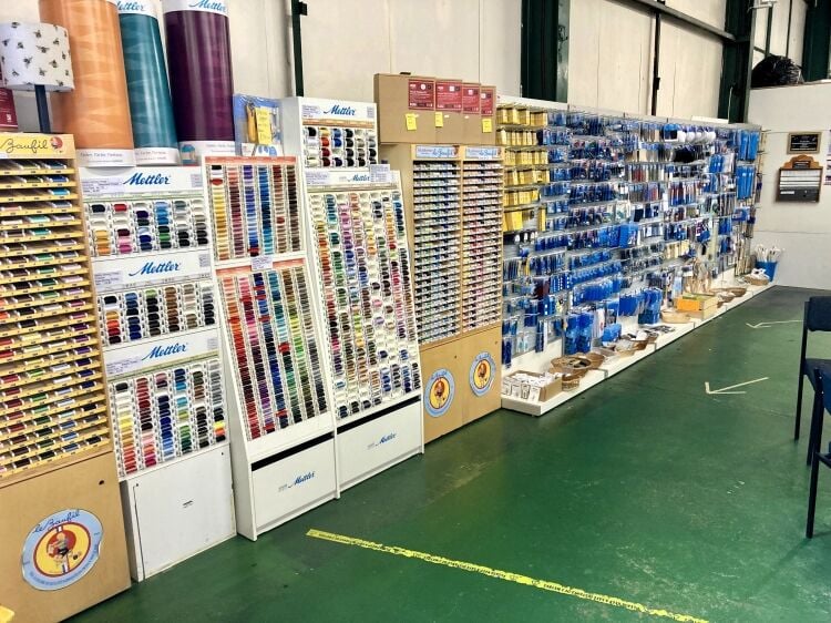 FABRIC, HABERDASHERY, & CRAFT RETAIL WAREHOUSE