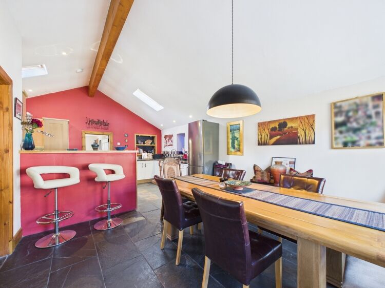 Elegant Loch Ness guest house with exceptional lifestyle potential