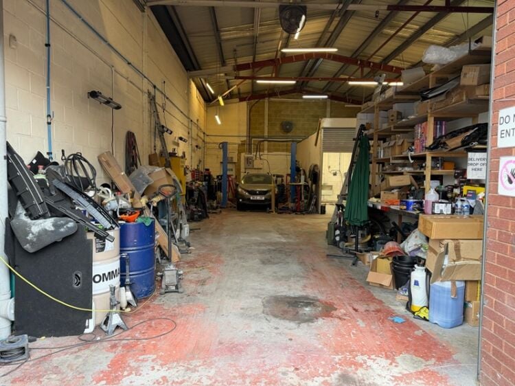 Driven for Success – Established Car Body Repair Centre in Croydon