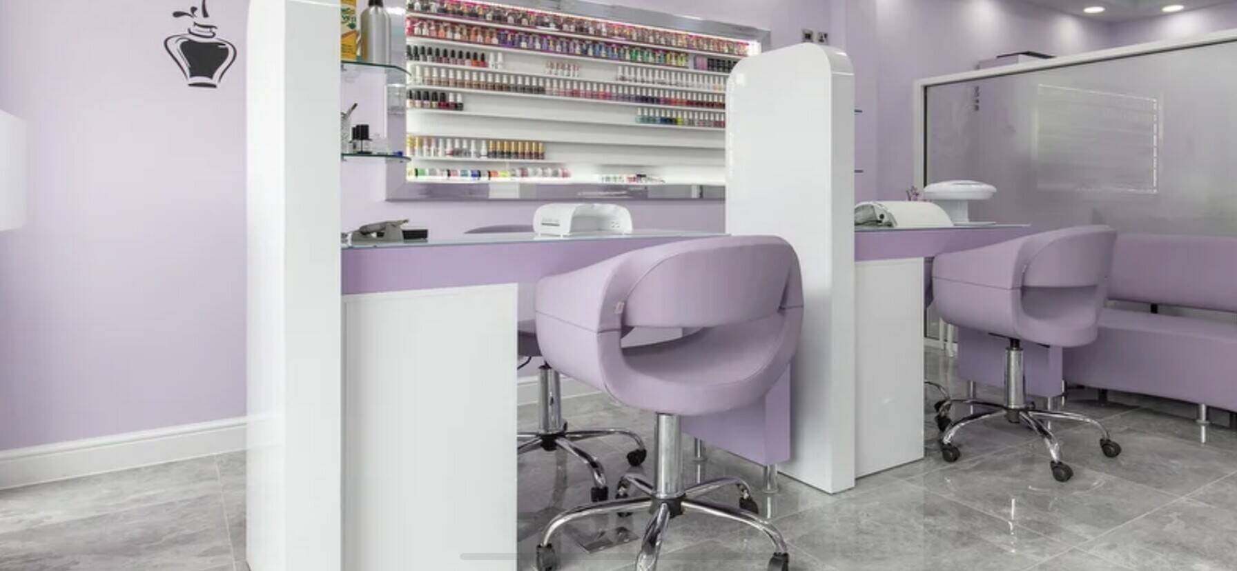 Beauty salon for sale long lease in Hounslow London. Photo 6