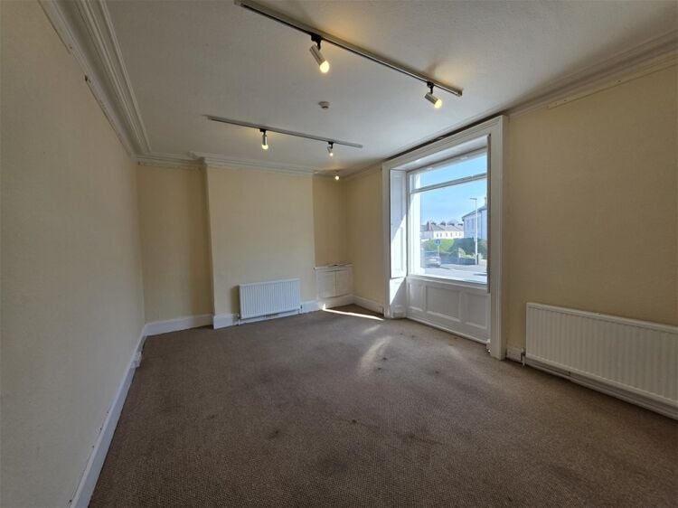 Auction Lot: Vacant Office Building in Newton Abbot For Sale in Newton Abbot