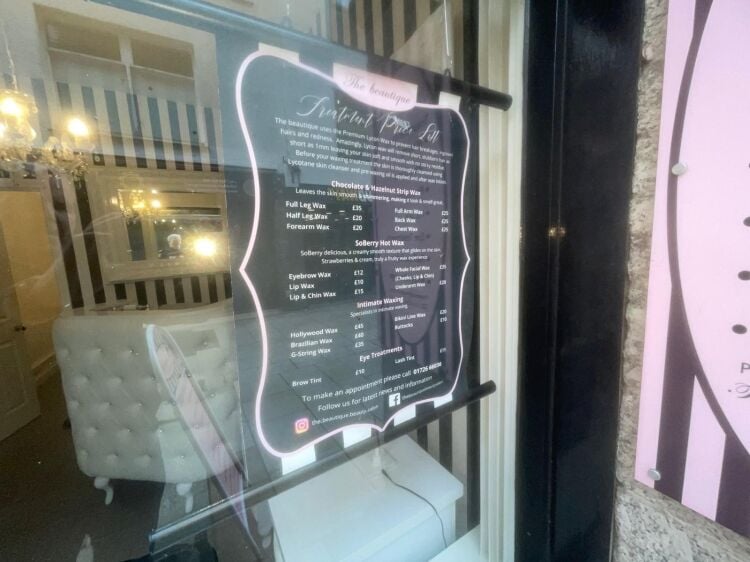 Established Leasehold Beauty Salon Located In St Austell Photo 5