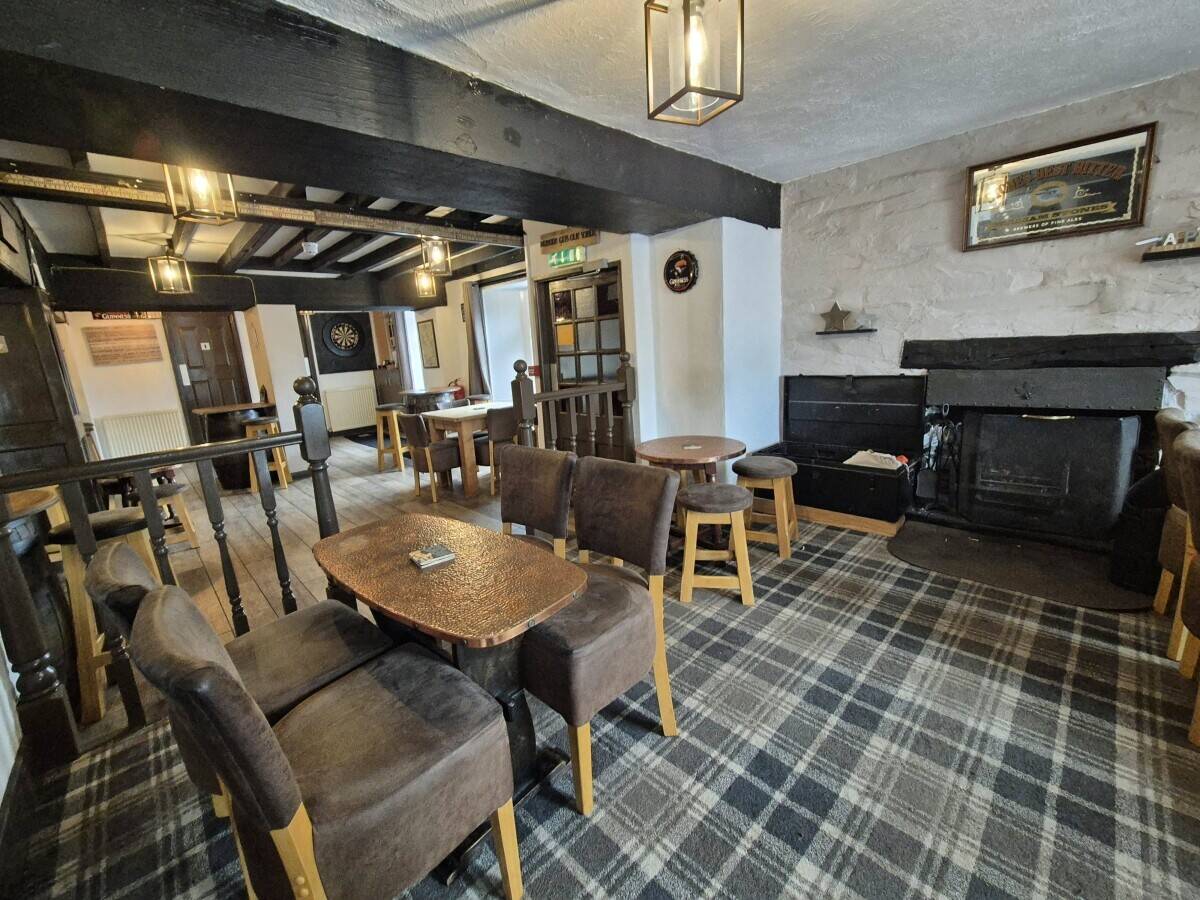 SOUTH LAKELAND - REFURBISHED VILLAGE PUB SITUATED CLOSE TO THE LAKE DISTRICT Photo 5