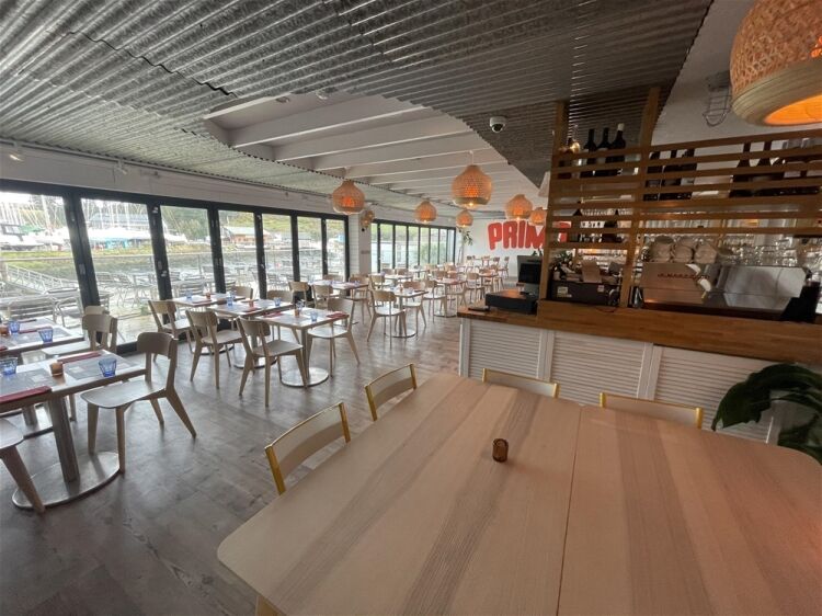 Stunning Waterfront Restaurant in the Heart of Salcombe For Sale in Salcombe Photo 5