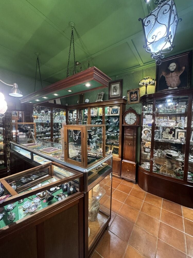 Inverness’s Oldest Jewellers – Historic City Centre Institution with Prime Position