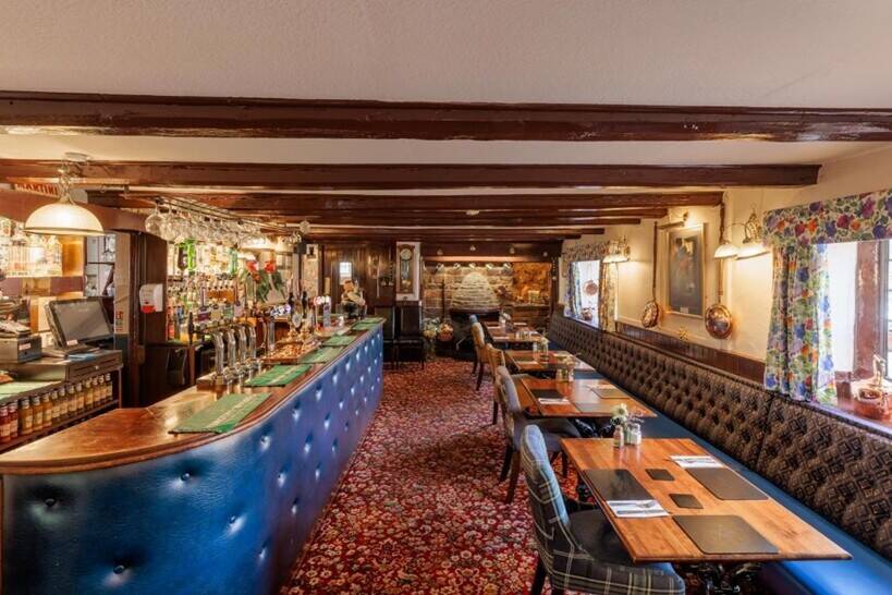 NORTH YORKSHIRE - PROFITABLE PUB & RESTAURANT WITH ELEVEN LETTING BEDROOMS