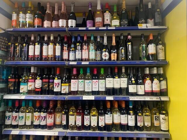 A well established and long standing convenience store, ready for a new owner to increase sales. Photo 5