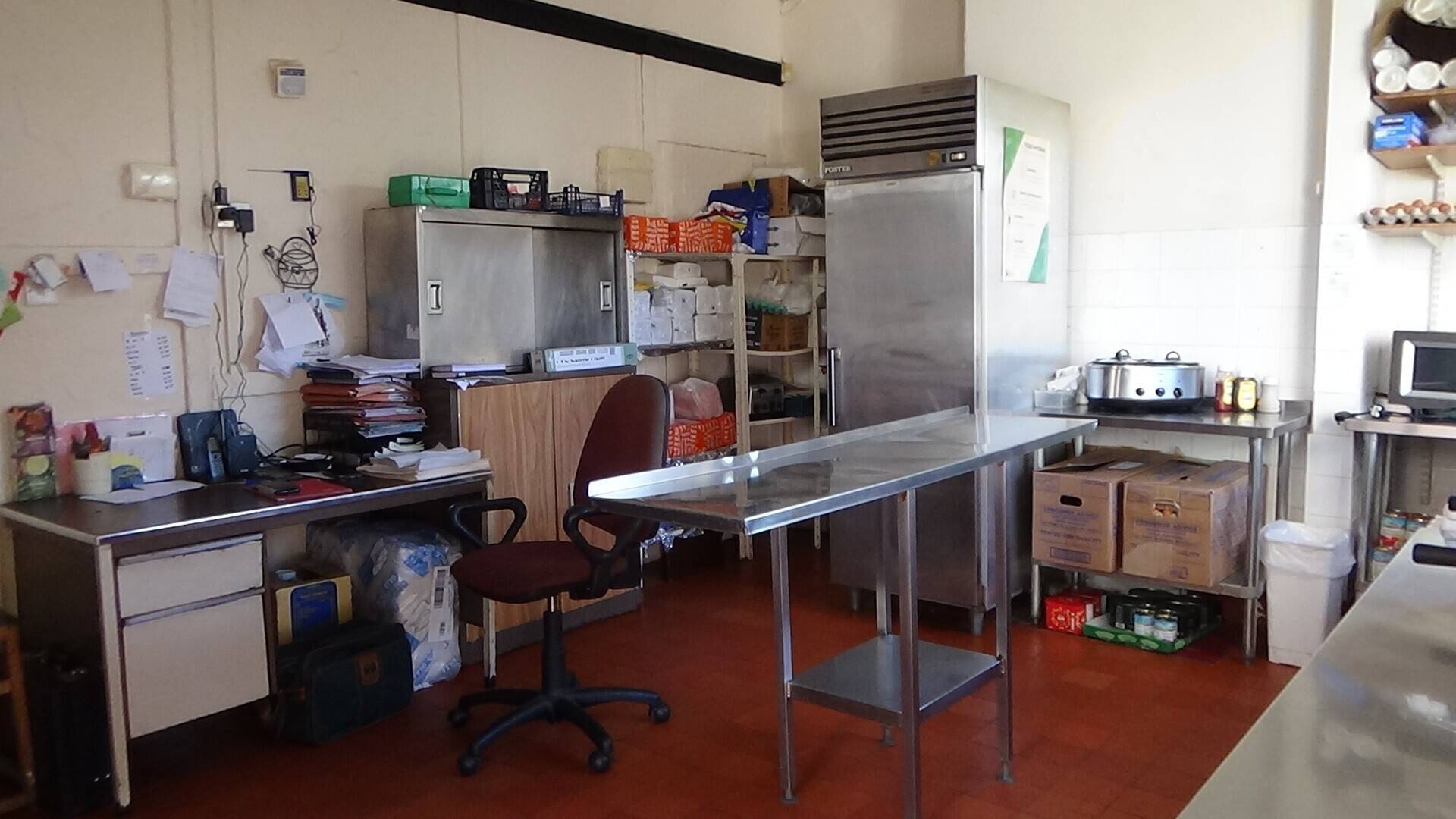 A Well Established Deli/Sandwich Bar/Cafe/Takeaway on Wirral £29995 Plus SAV Rent £8,000 P.A. Photo 5