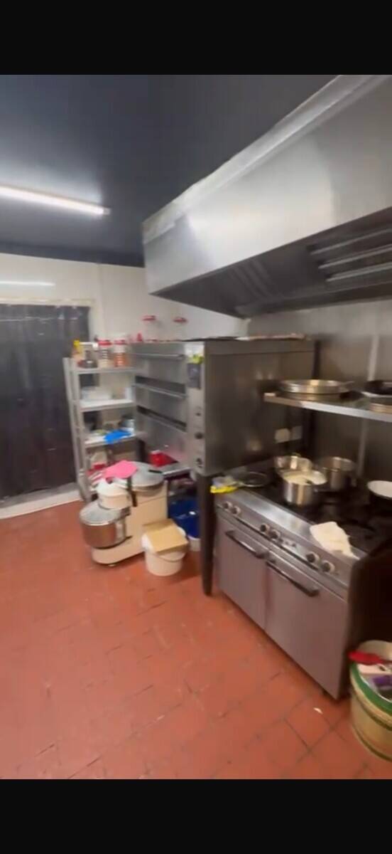Takeaway restaurant for sale in Smithdown road