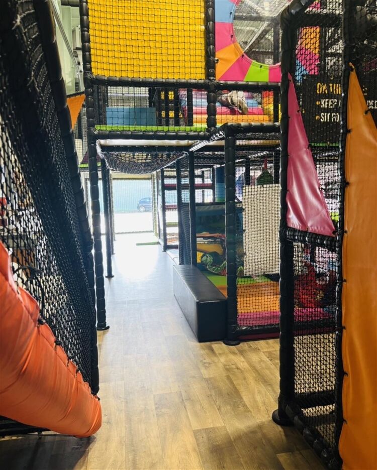 POPULAR SOFT PLAY CENTRE AND CAFÉ Photo 5