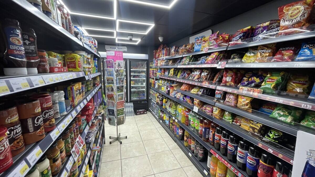 OFFERS INVITED Leasehold Convenience Store & Off Licence & 2 Bed Living Premises in Sunderland Photo 5