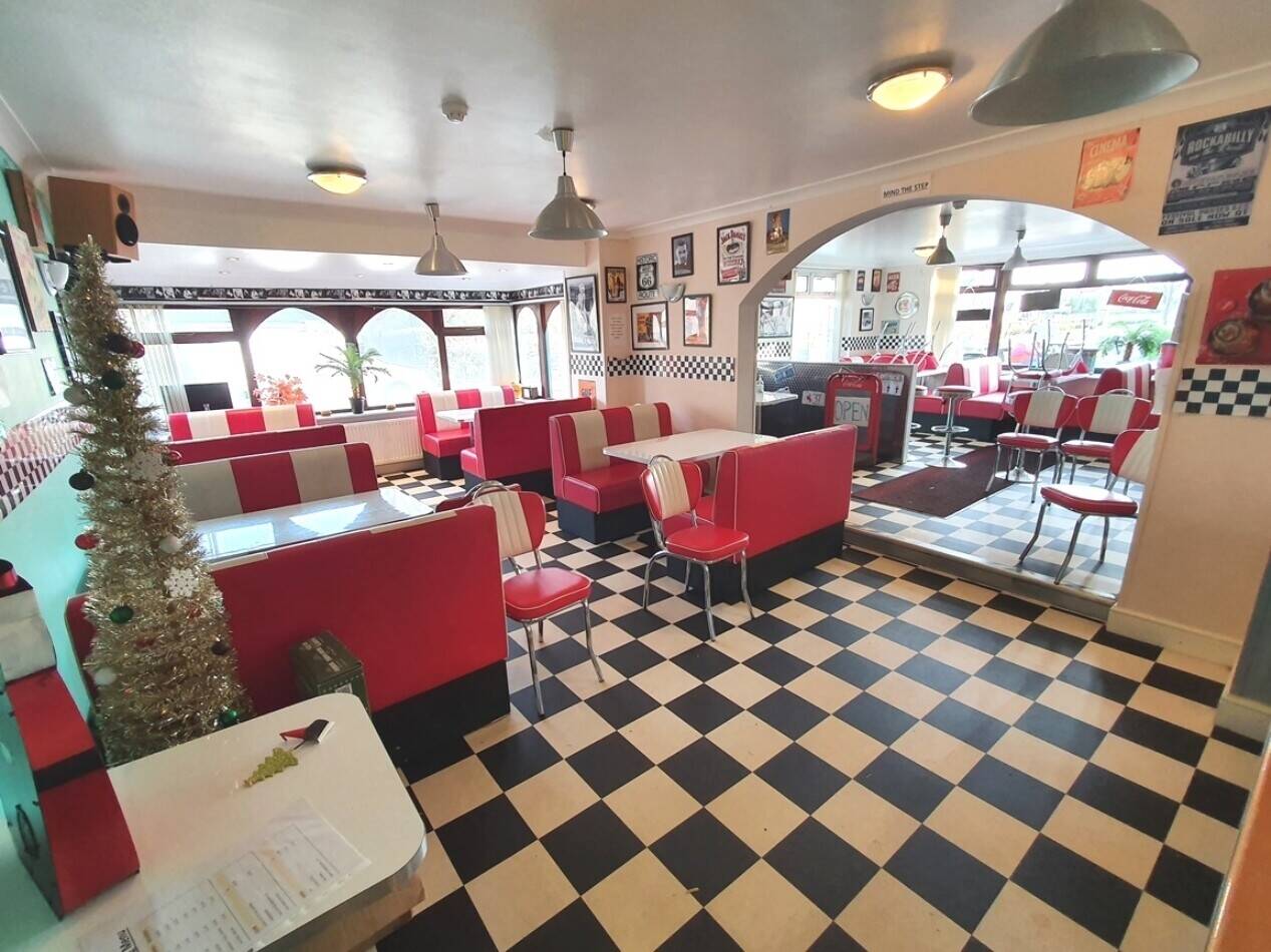 FREEHOLD DETACHED MOTEL & RESTAURANT FOR SALE IN MALDON, ESSEX.