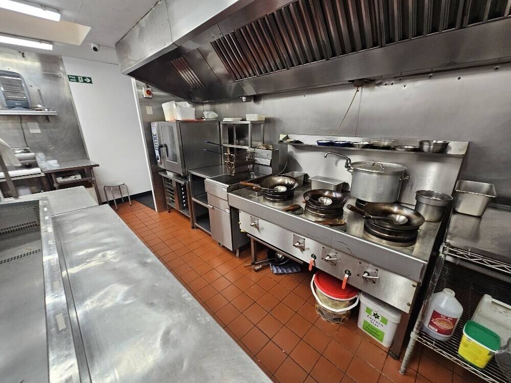 Town Centre Takeaway Business With Studio Apartment In Exmouth, Devon Photo 5