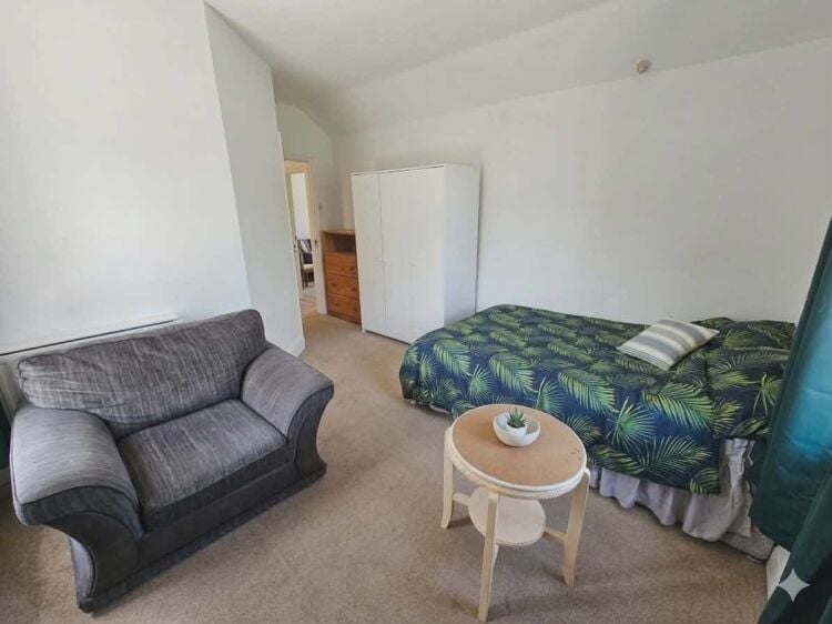 Freehold Village Shop & 4 Bedroom House and 2 Self-Contained Units