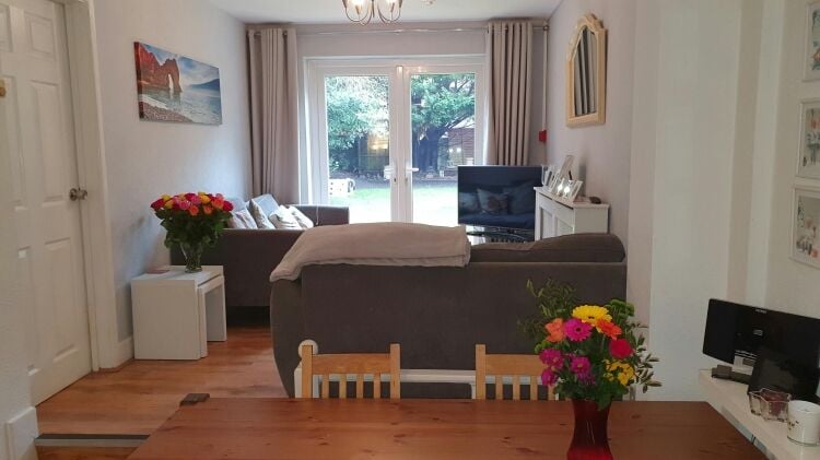 10 Bedroom Hotel With 2 Bedroom 2 Reception Owners Garden Flat