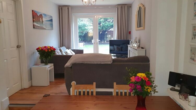10 Bedroom Hotel With 2 Bedroom 2 Reception Owners Garden Flat Photo 5