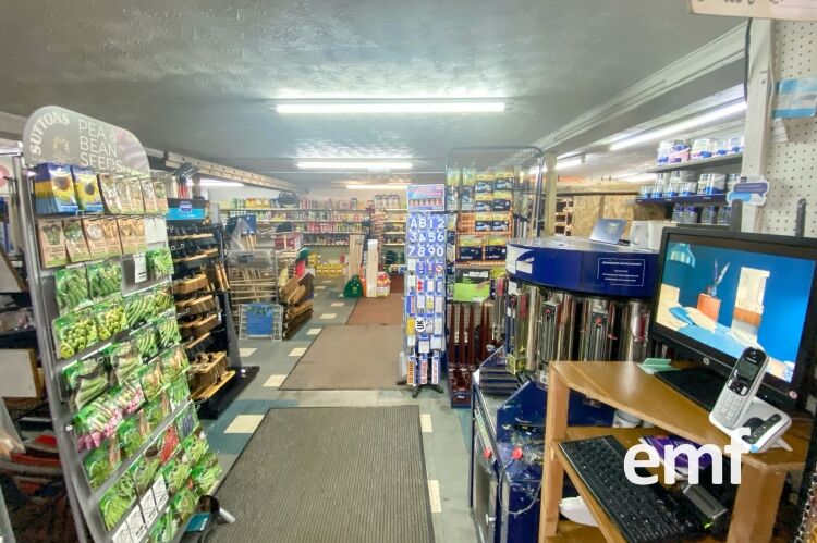DIY & Hardware Store (Freehold or Leasehold) Photo 5