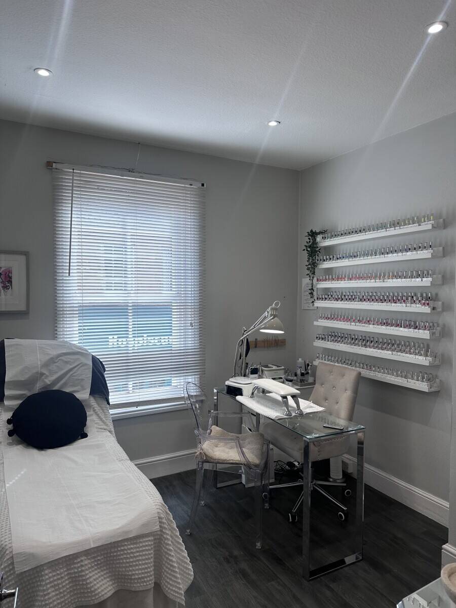 Beauty Salon for Sale in Devon, Budleigh Salterton