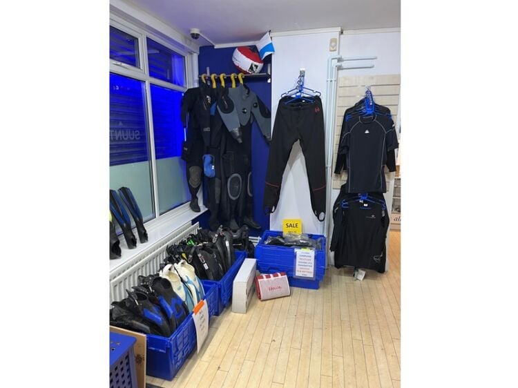 Dive Into Ownership – Thriving Scuba Business for Sale Photo 5